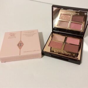 - 🌸New Charlotte Tilbury Pillow Talk eyeshadow palette